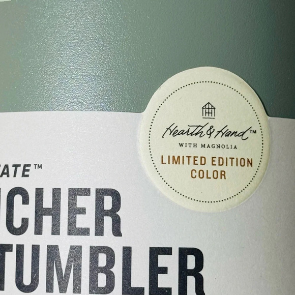 Stanley Tumbler 40oz Quencher Hearth & Hand with Magnolia Restful Green - Picture 14 of 17